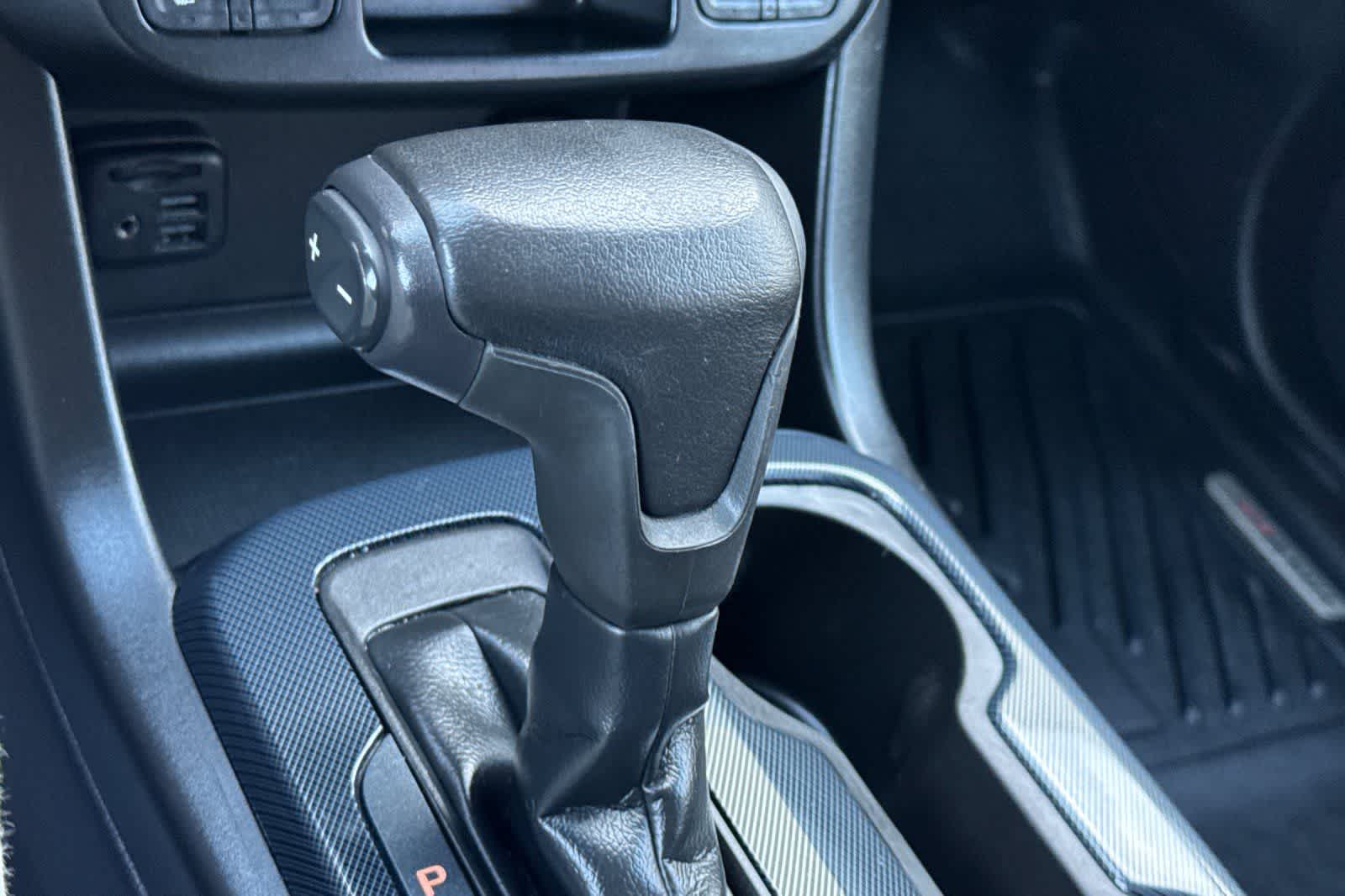 Thumbnail: 2021 Chevrolet Colorado - 22