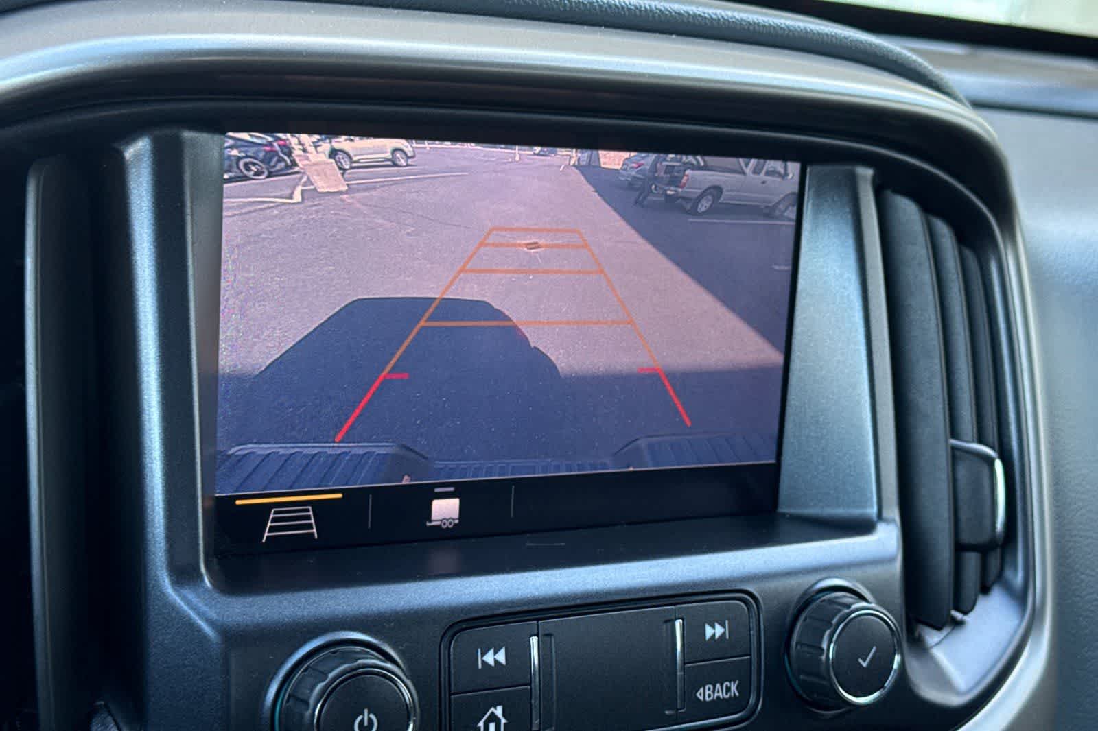 Thumbnail: 2021 Chevrolet Colorado - 20