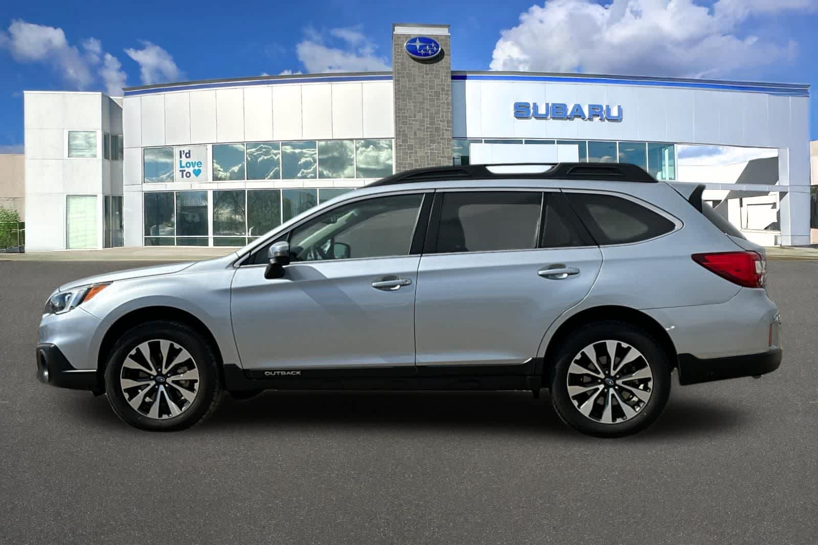 Thumbnail: 2016 Subaru Outback - 9