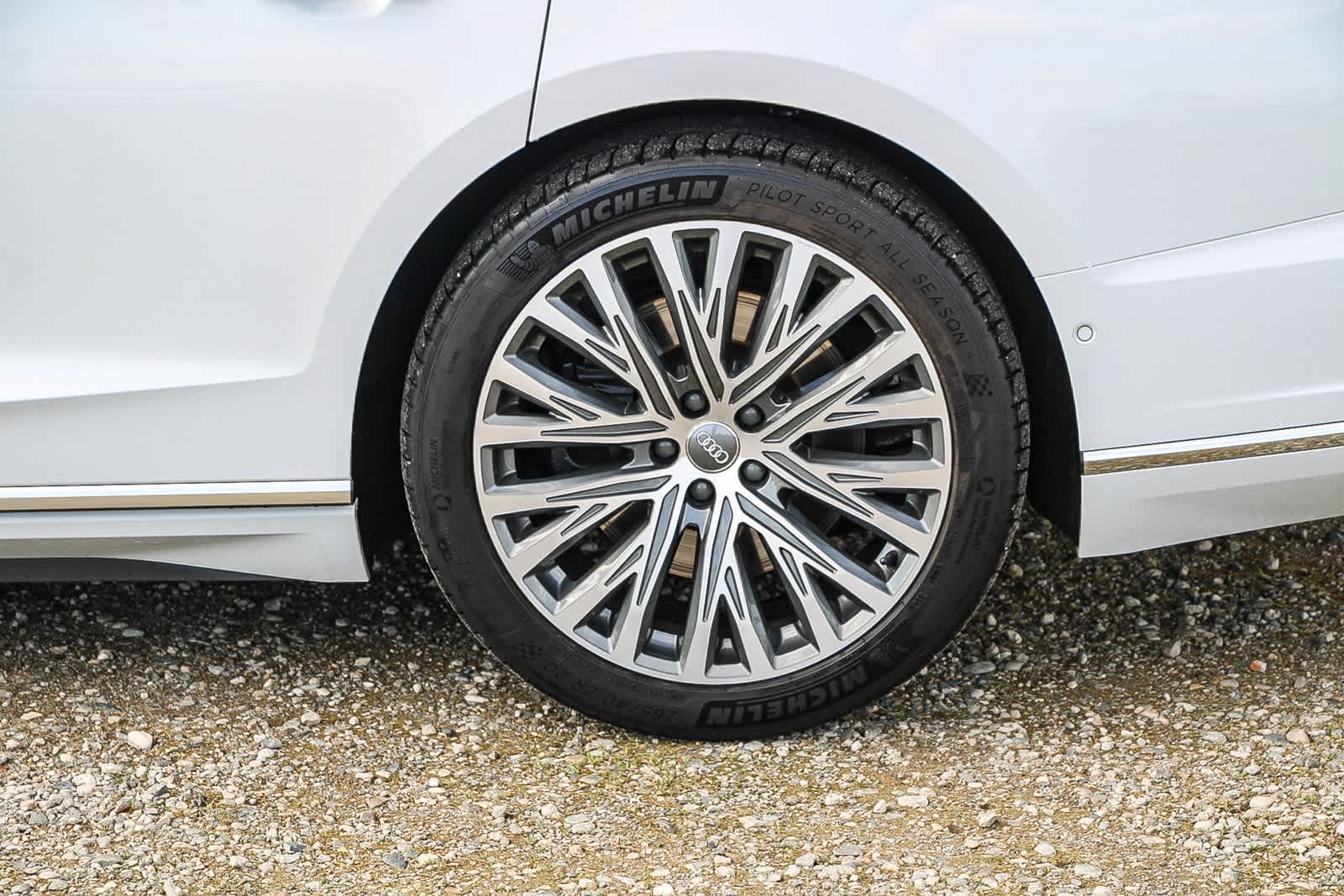 Thumbnail: 2019 Audi A8 - 20