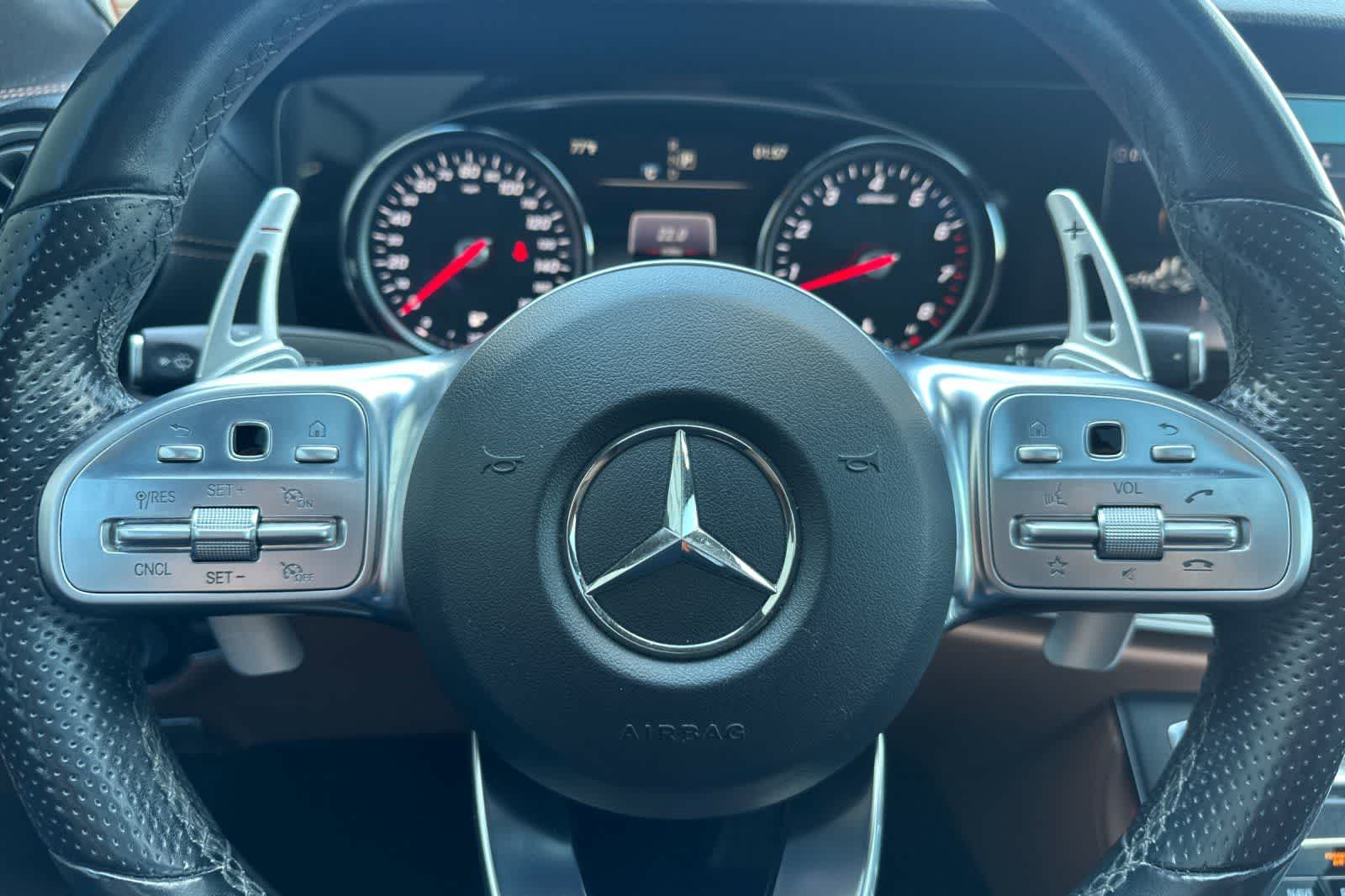 Thumbnail: 2019 Mercedes-Benz E-Class - 24