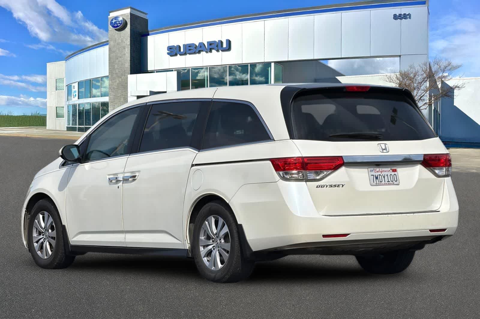 Thumbnail: 2015 Honda Odyssey - 8