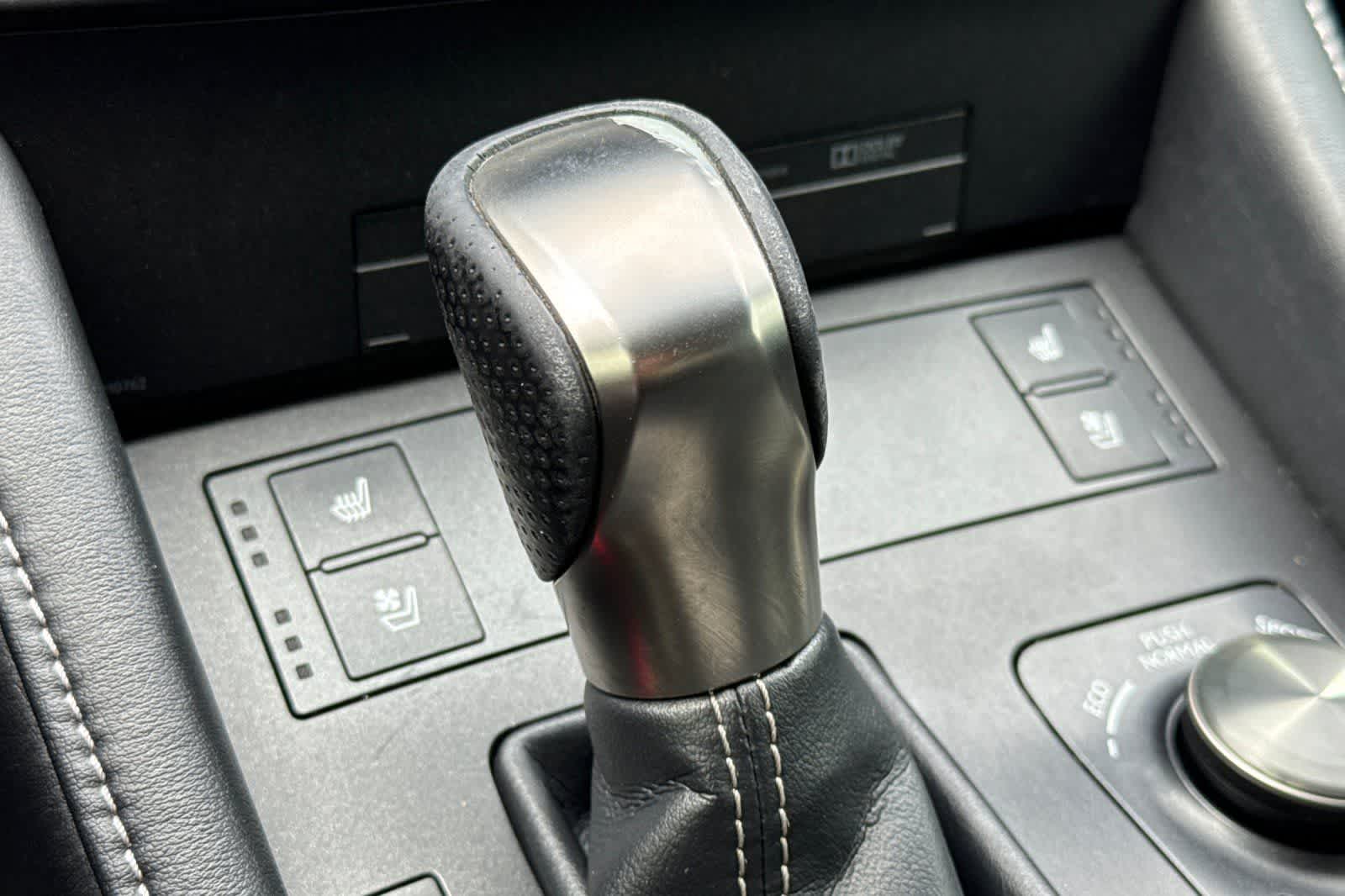 Thumbnail: 2017 Lexus RC - 22