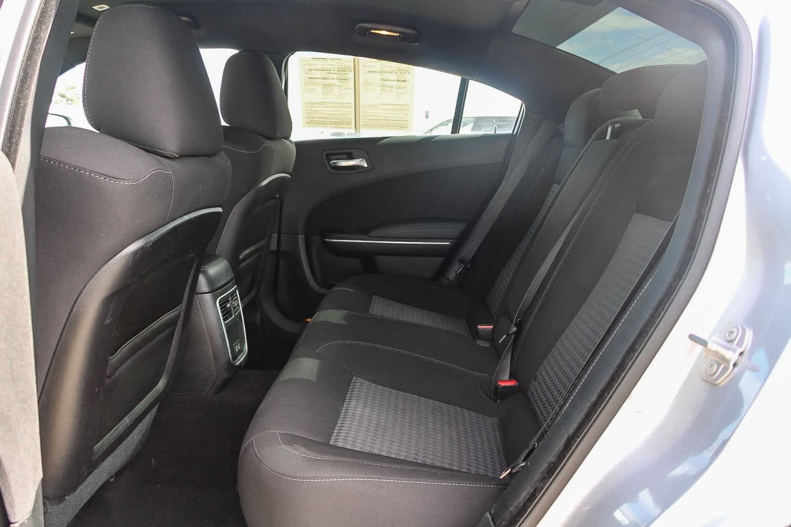 Thumbnail: 2022 Dodge Charger - 19