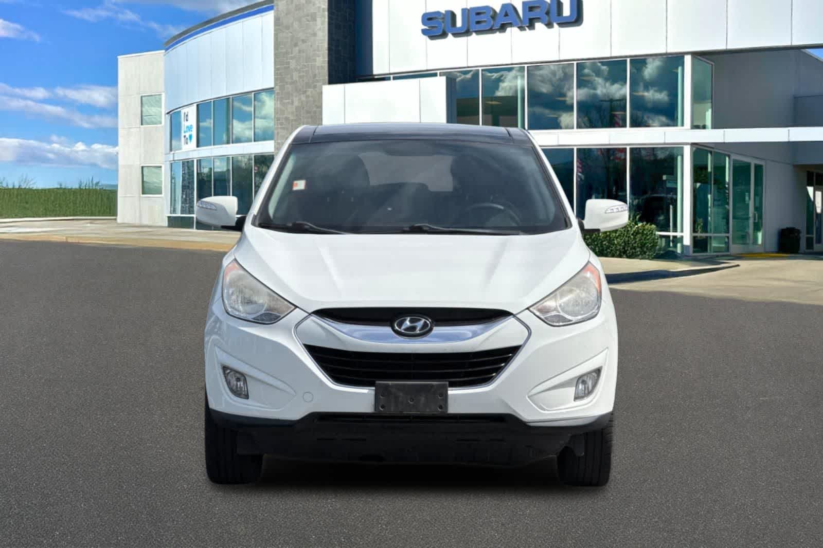 Thumbnail: 2012 Hyundai Tucson - 10