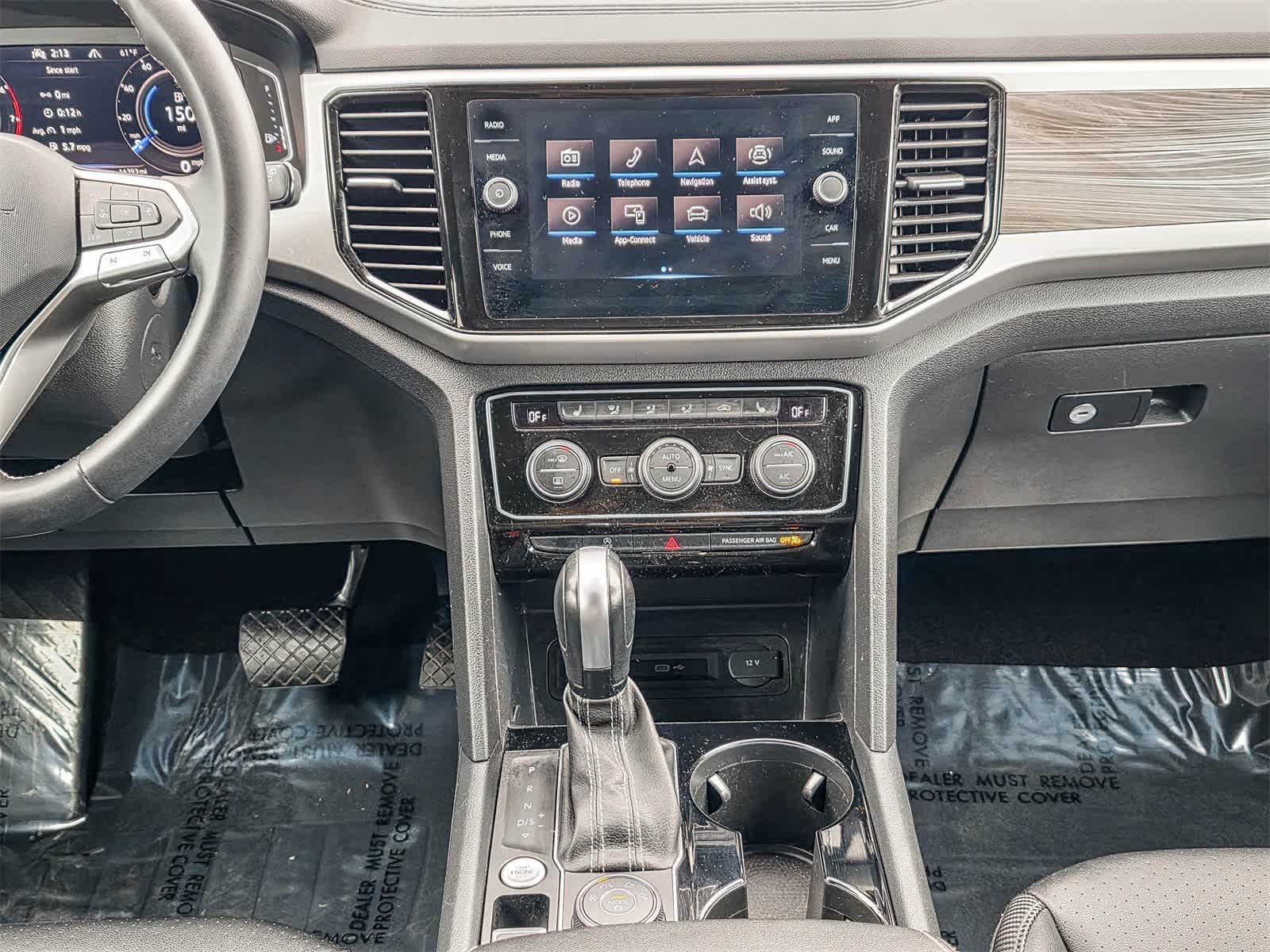 Thumbnail: 2023 Volkswagen Atlas - 12