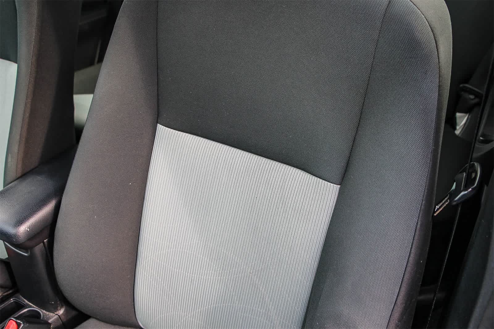 Thumbnail: 2015 Toyota Prius c - 19