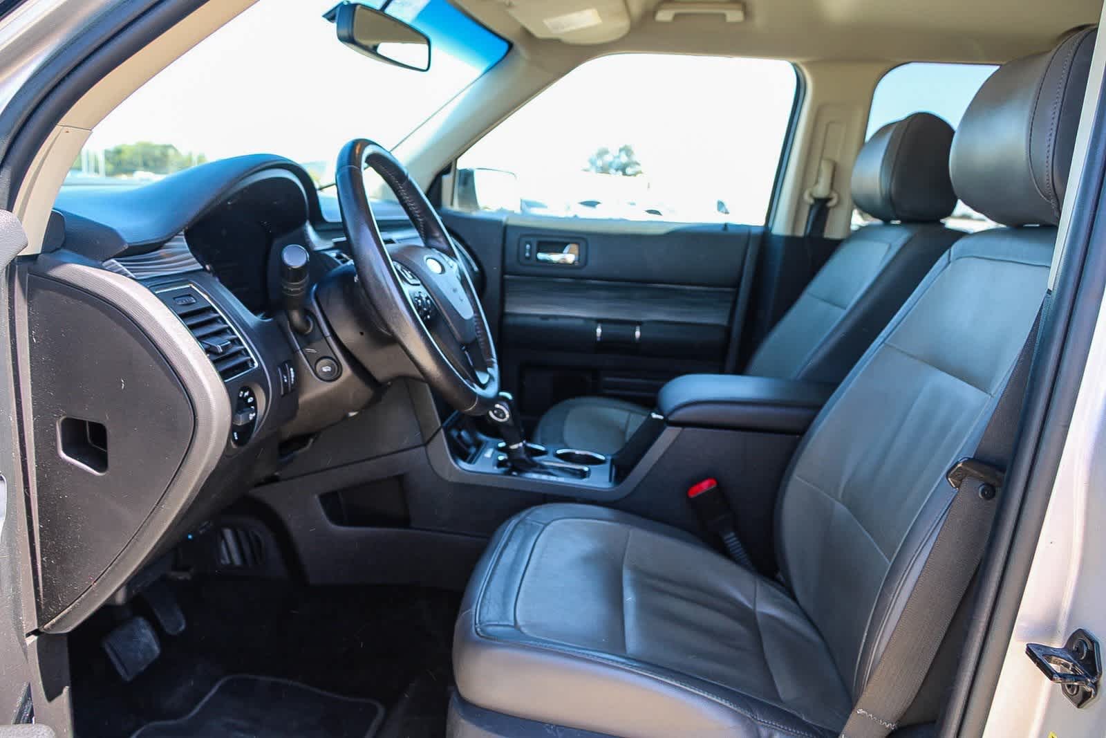 Thumbnail: 2017 Ford Flex - 17