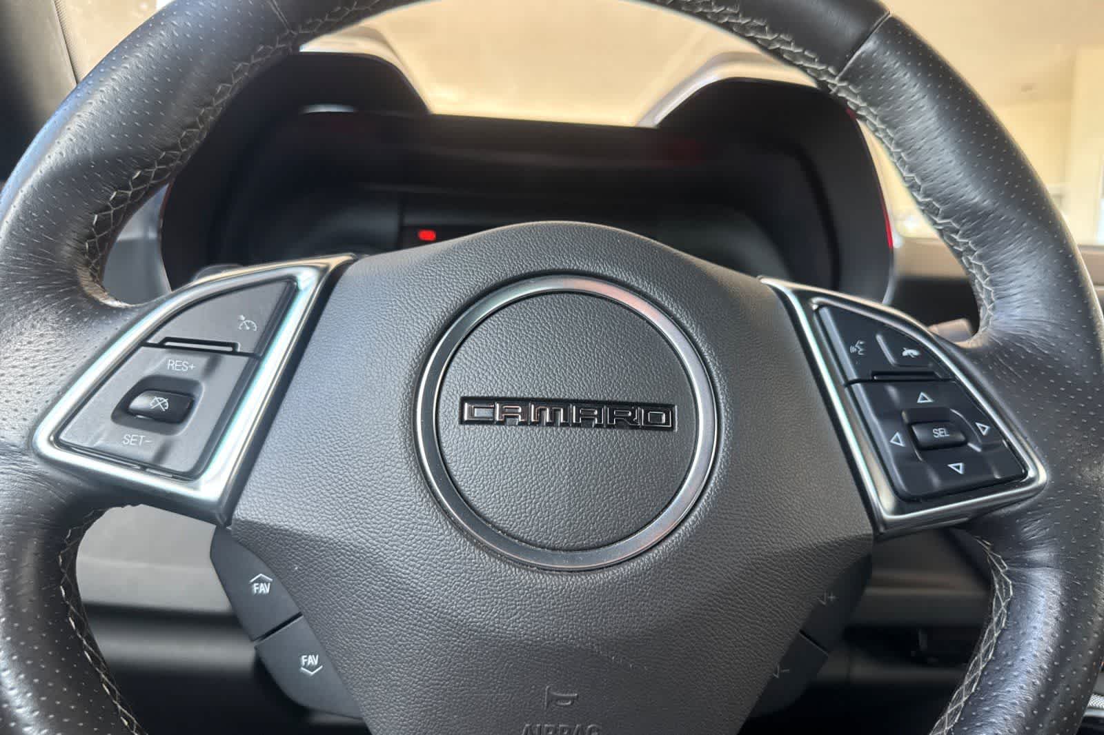 Thumbnail: 2018 Chevrolet Camaro - 23