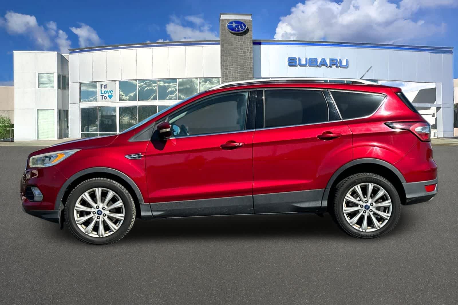Thumbnail: 2017 Ford Escape - 9