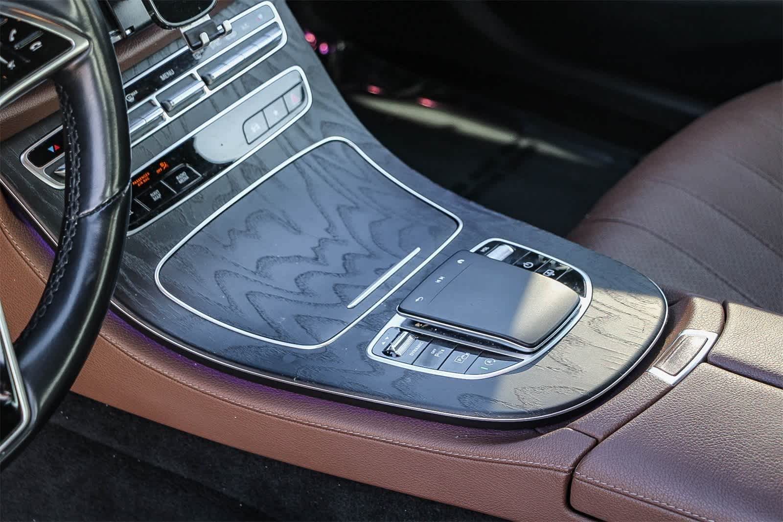 Thumbnail: 2021 Mercedes-Benz E-Class - 3