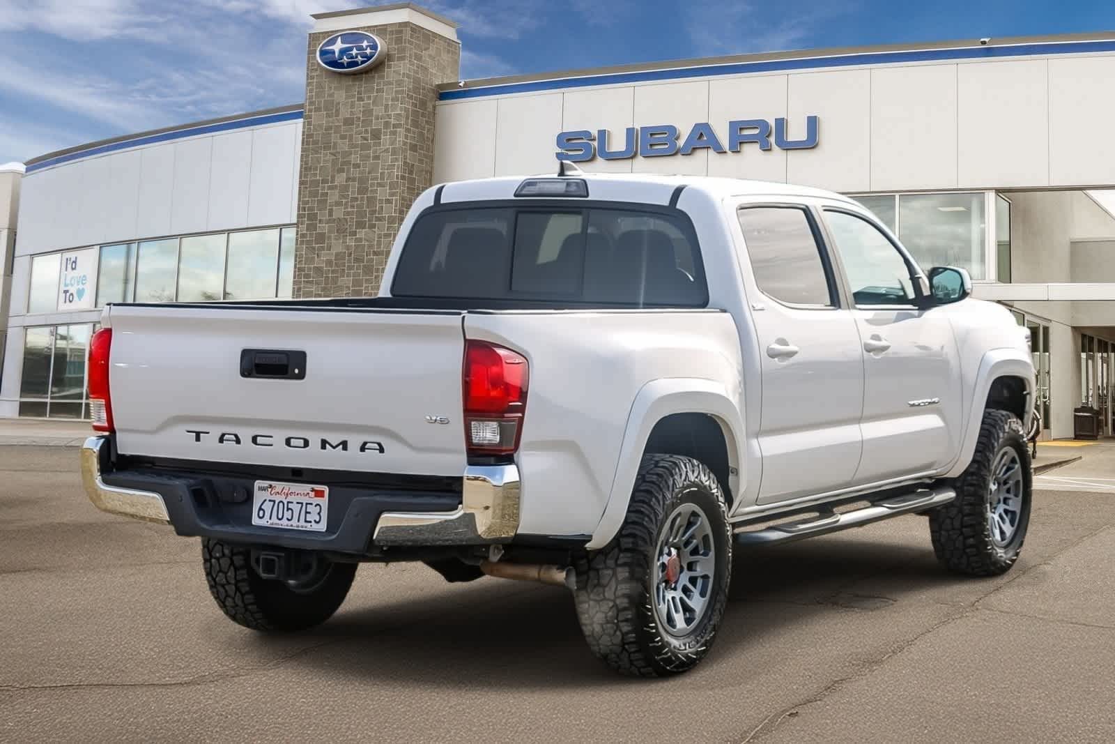 Thumbnail: 2017 Toyota Tacoma - 2
