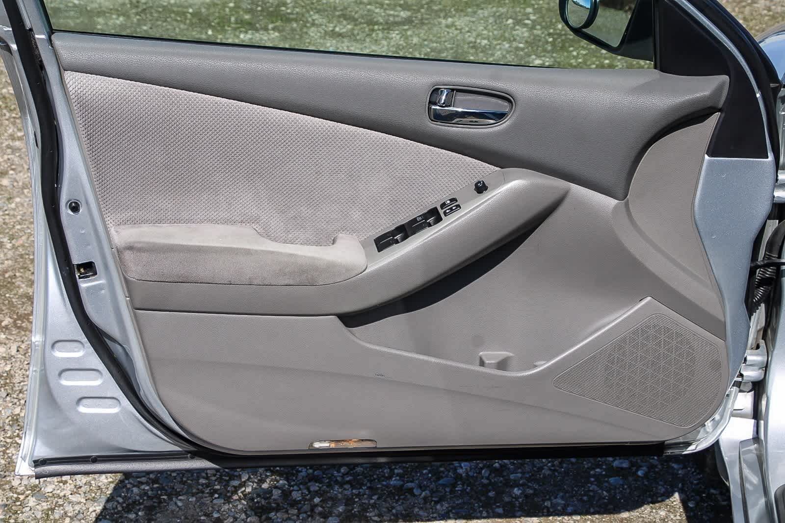 Thumbnail: 2007 Nissan Altima - 12