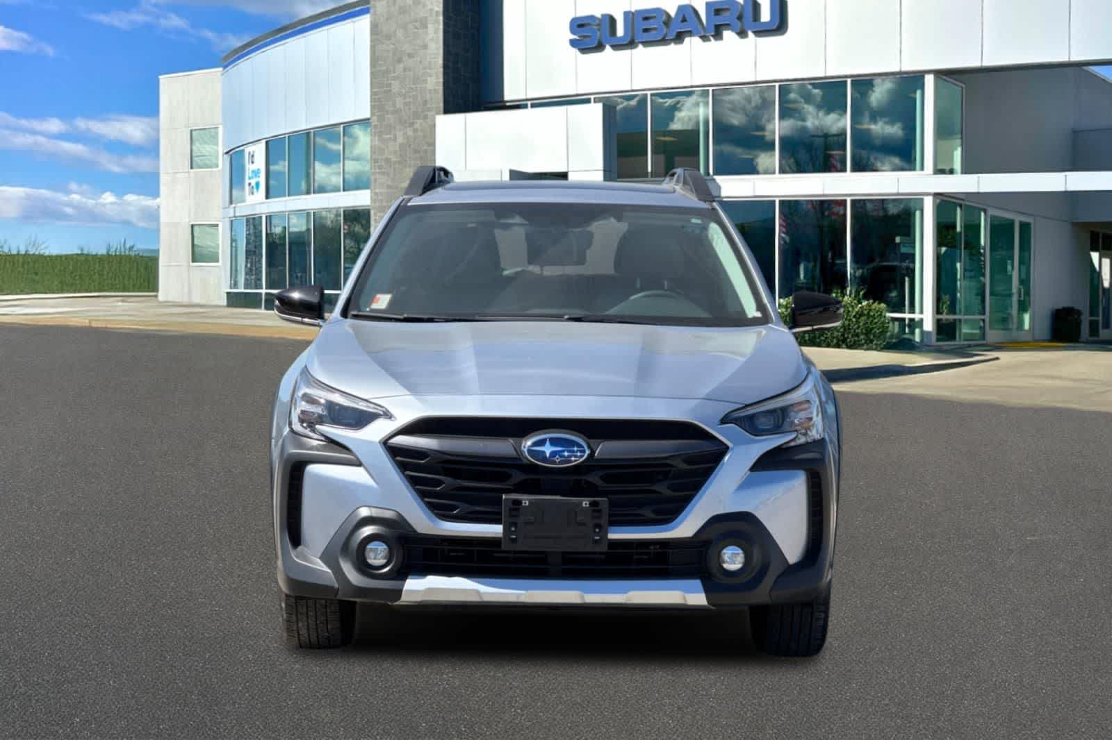 Thumbnail: 2023 Subaru Outback - 10