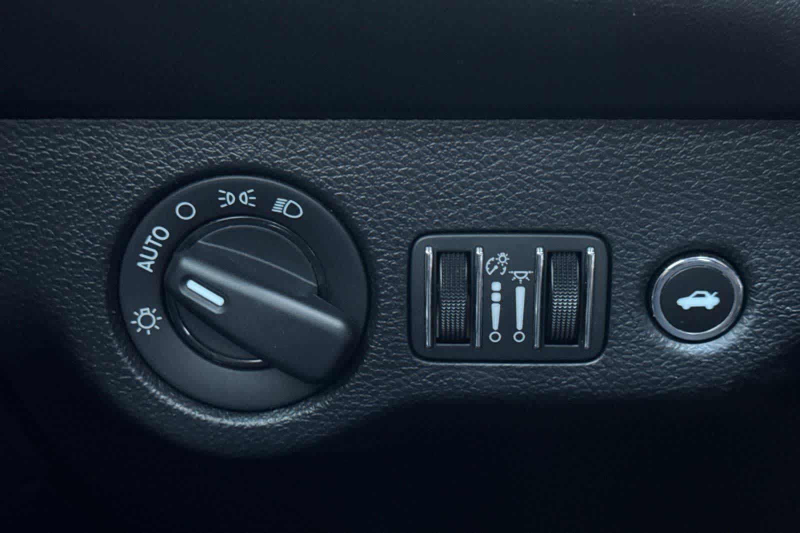 Thumbnail: 2022 Dodge Challenger - 31