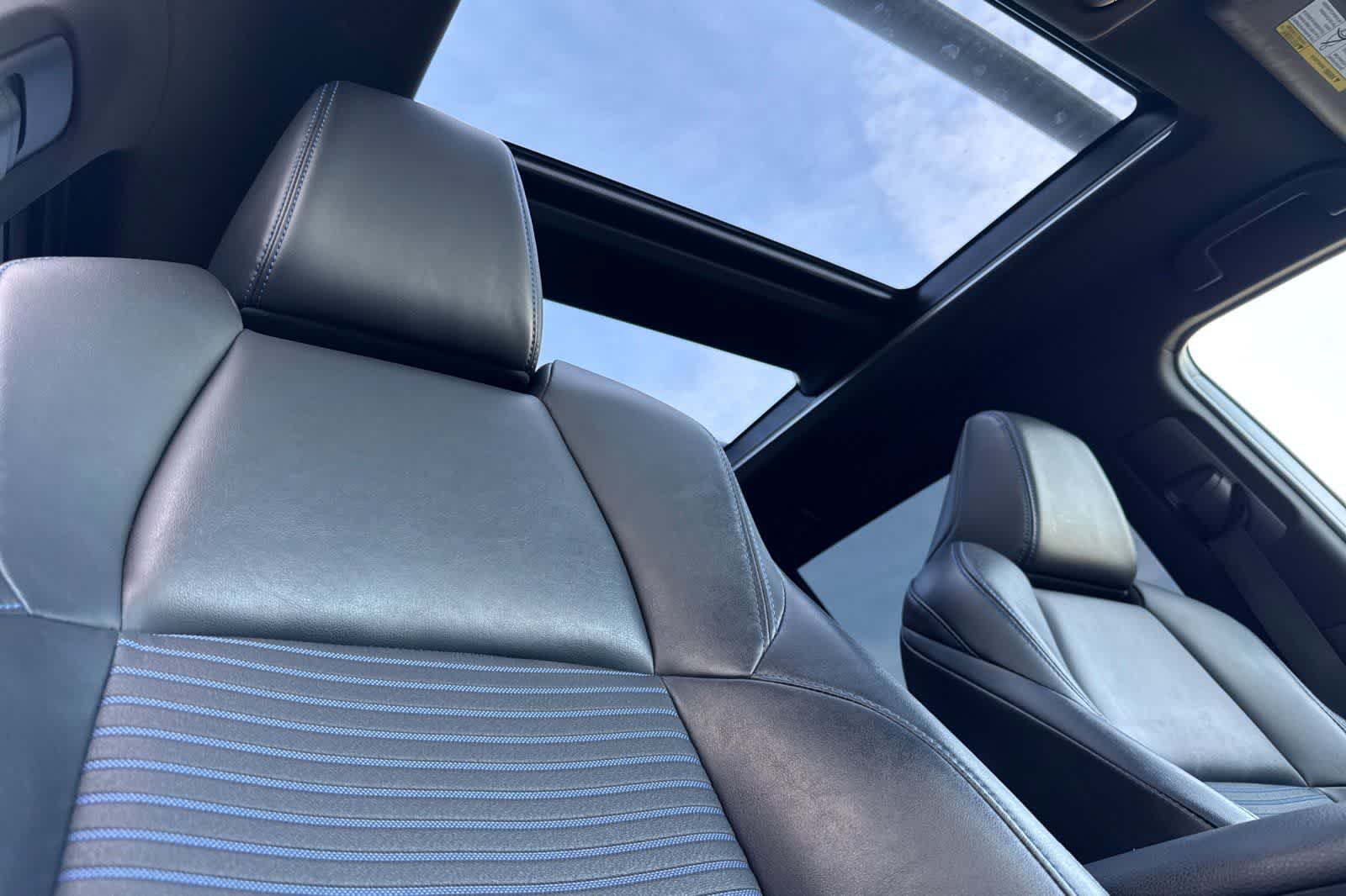 Thumbnail: 2020 Toyota RAV4 - 18