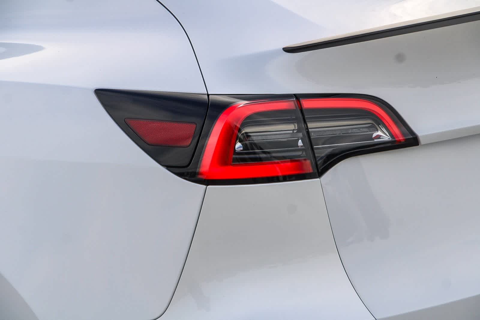 Thumbnail: 2022 Tesla Model Y - 10