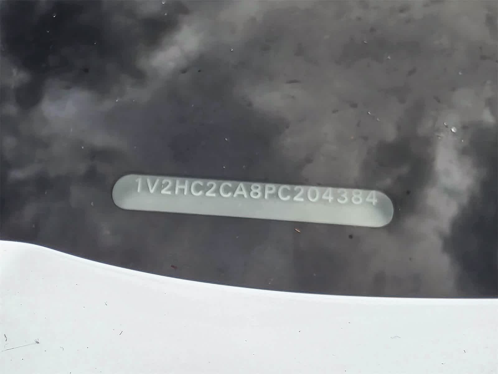 Thumbnail: 2023 Volkswagen Atlas - 24