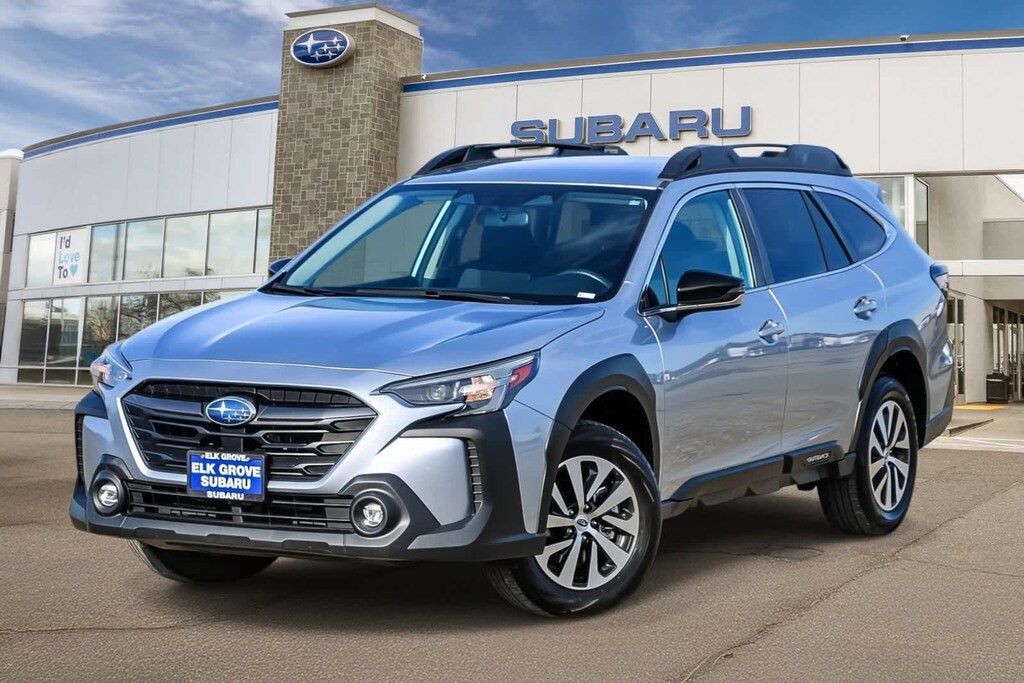 Used 2023 Subaru Outback Premium SUV