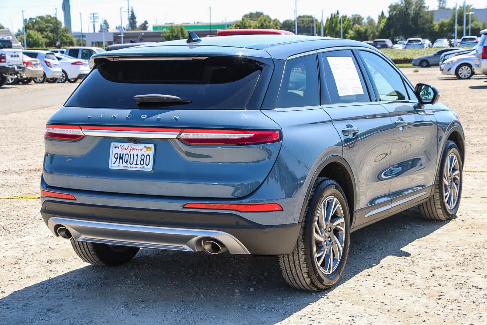 2023 Lincoln Corsair Standard 4