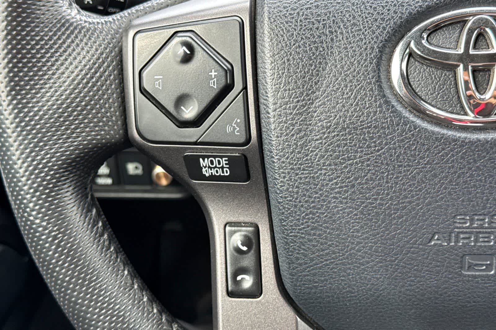 Thumbnail: 2018 Toyota Tacoma - 24