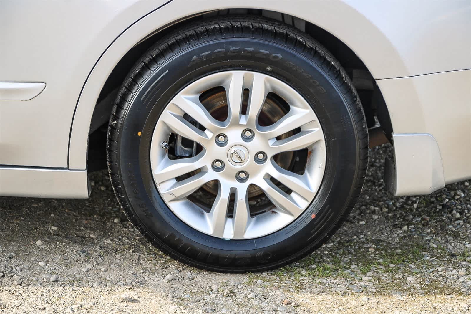 Thumbnail: 2012 Nissan Altima - 18