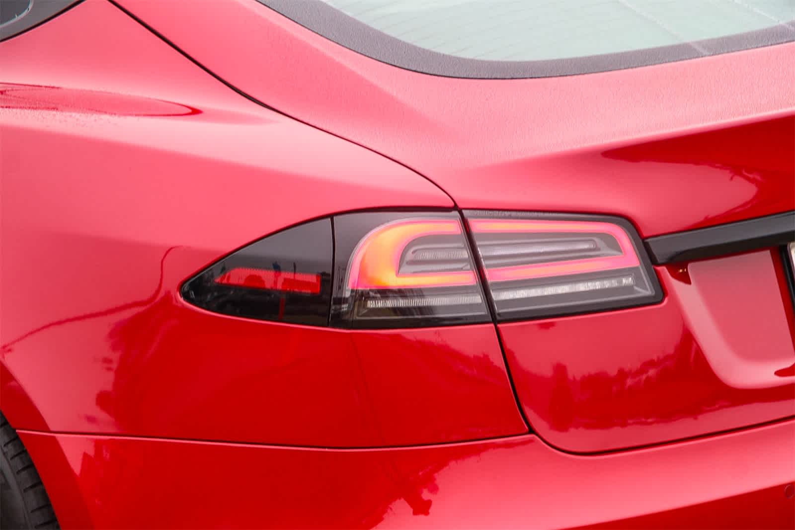 Thumbnail: 2022 Tesla Model S - 11