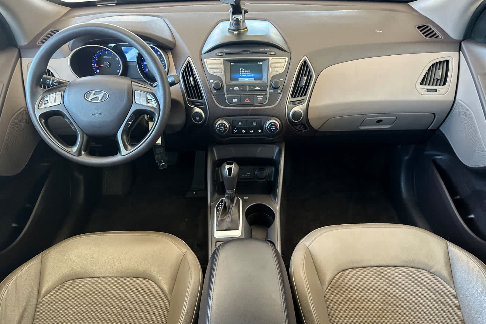 Thumbnail: 2015 Hyundai Tucson - 3