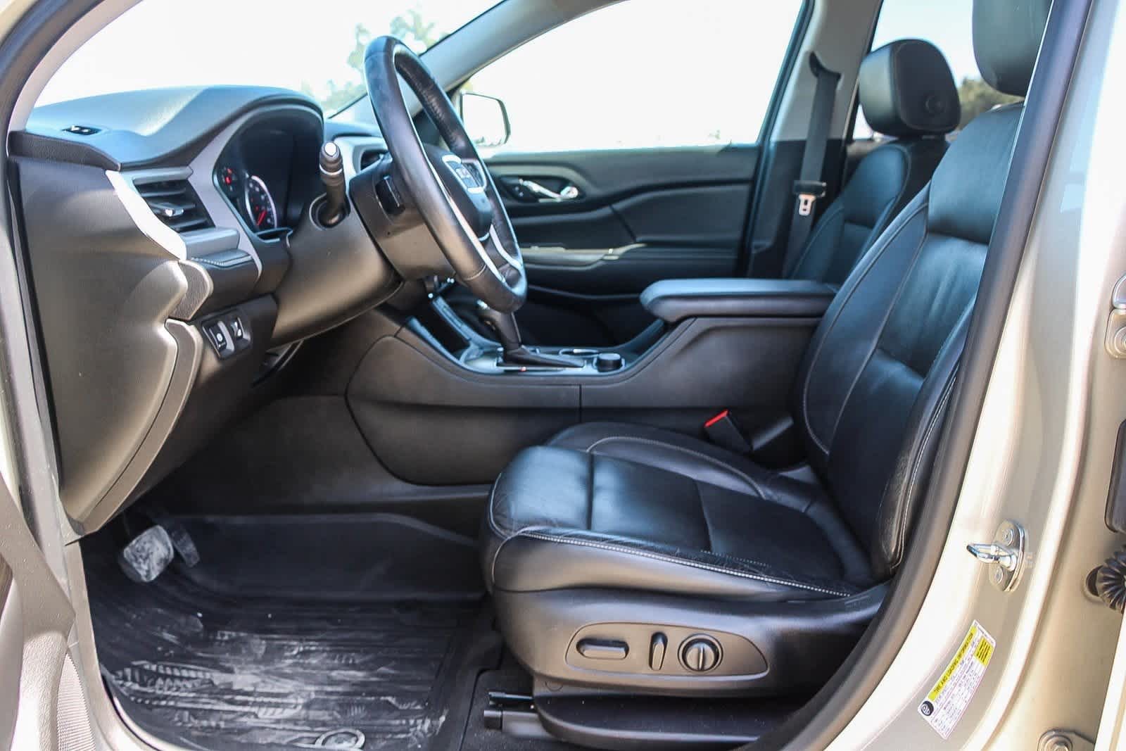 Thumbnail: 2017 GMC Acadia - 17