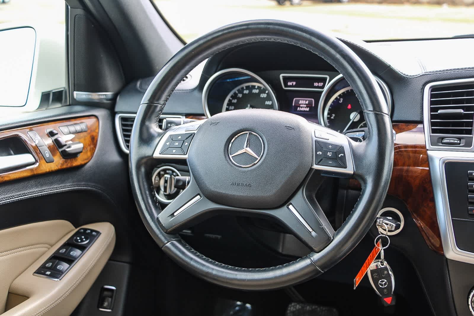 Thumbnail: 2014 Mercedes-Benz M-Class - 15