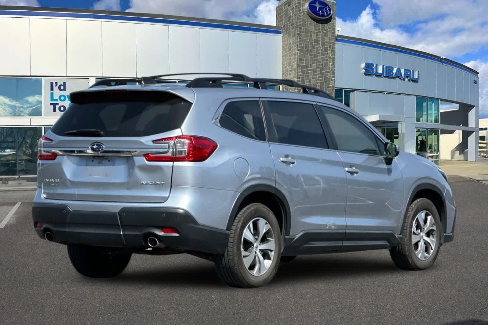 Thumbnail: 2023 Subaru Ascent - 2