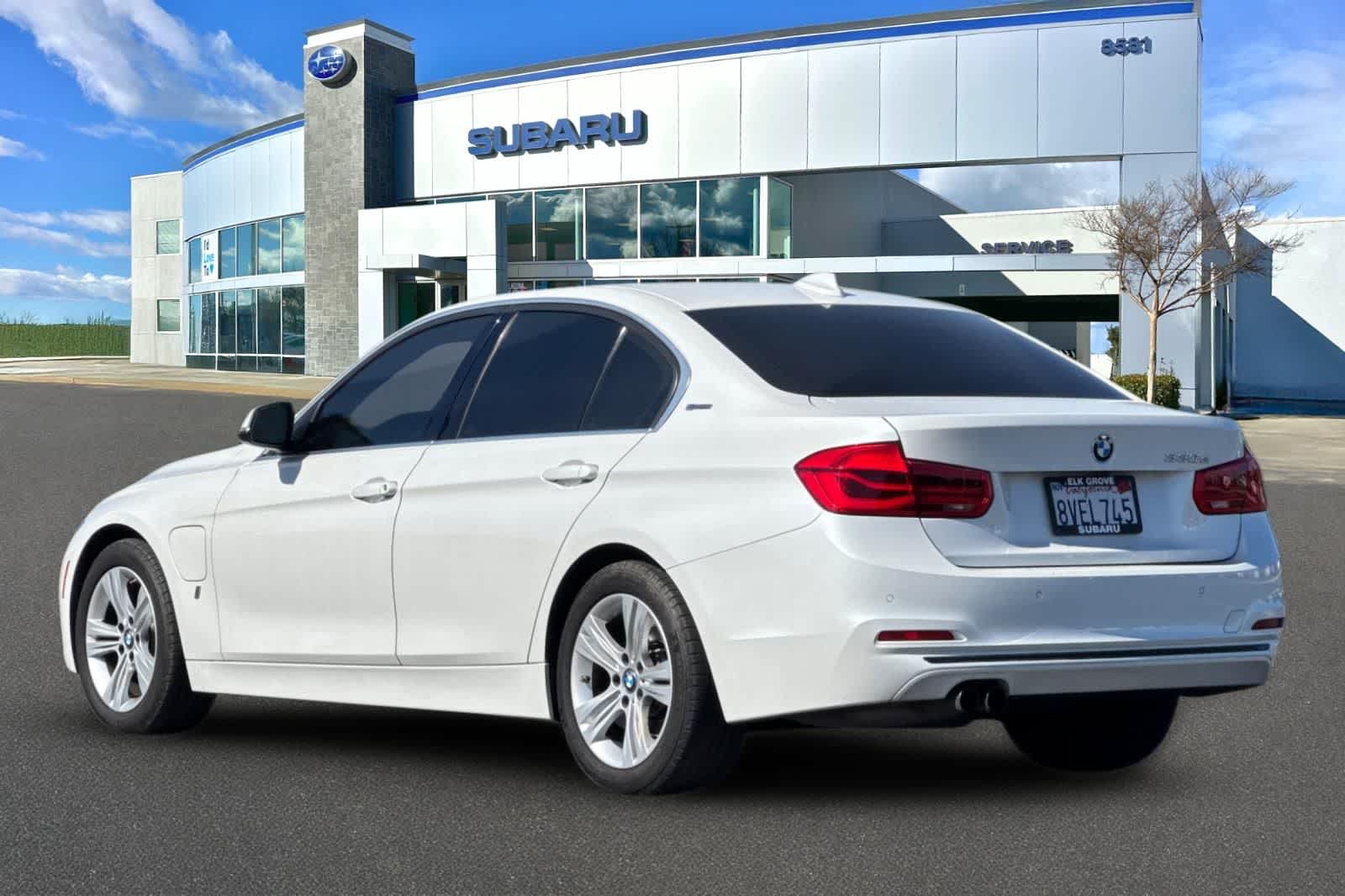 Thumbnail: 2018 BMW 3 Series - 8