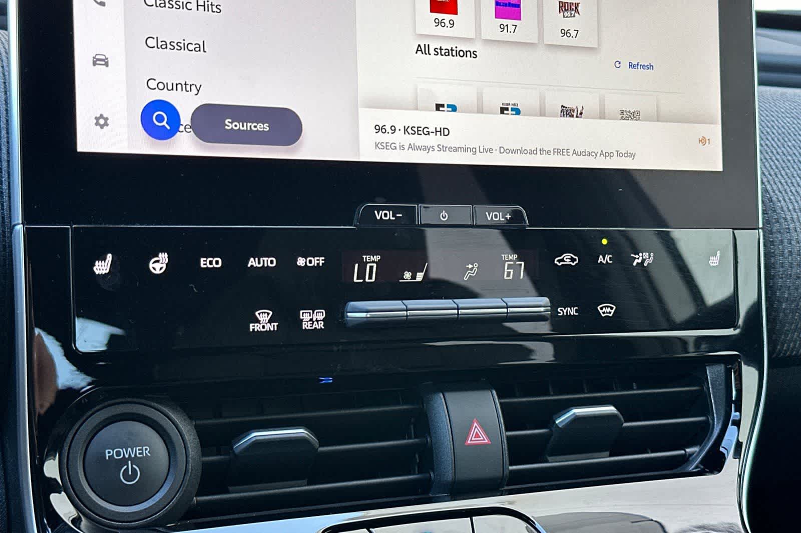 Thumbnail: 2024 Subaru Solterra - 22