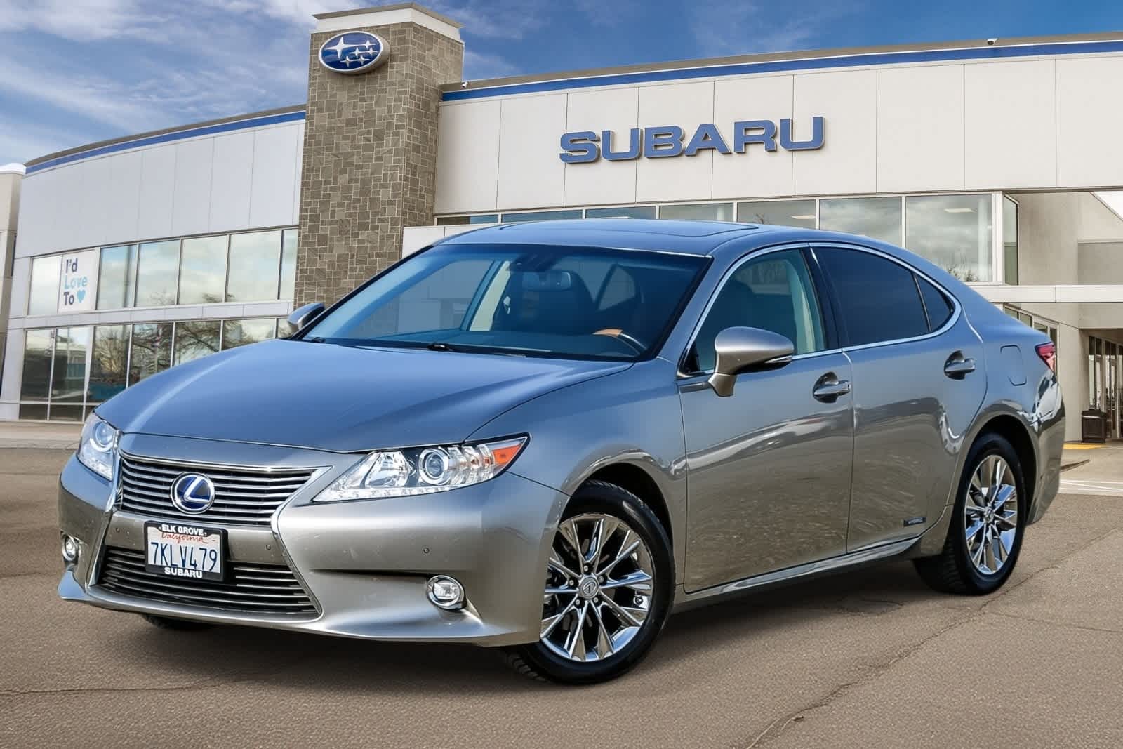2015 Lexus ES Hybrid 300h -
                  Elk Grove, CA