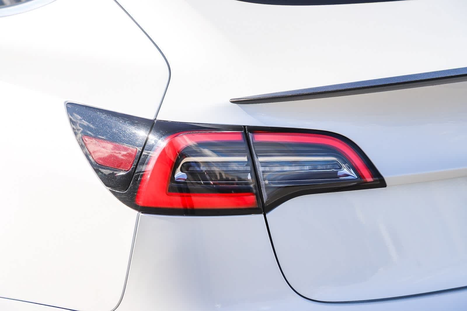 Thumbnail: 2020 Tesla Model 3 - 9