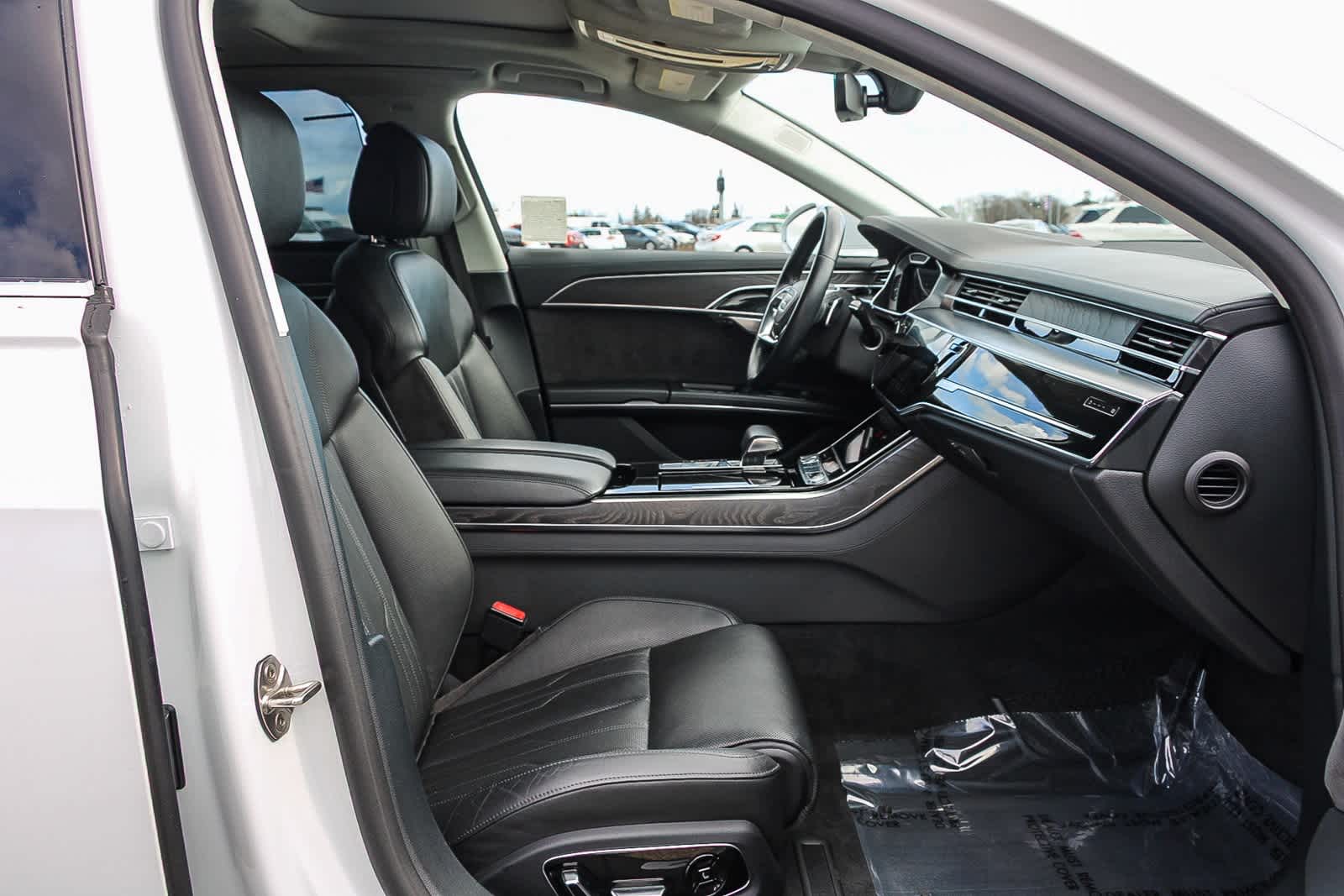 Thumbnail: 2019 Audi A8 - 16