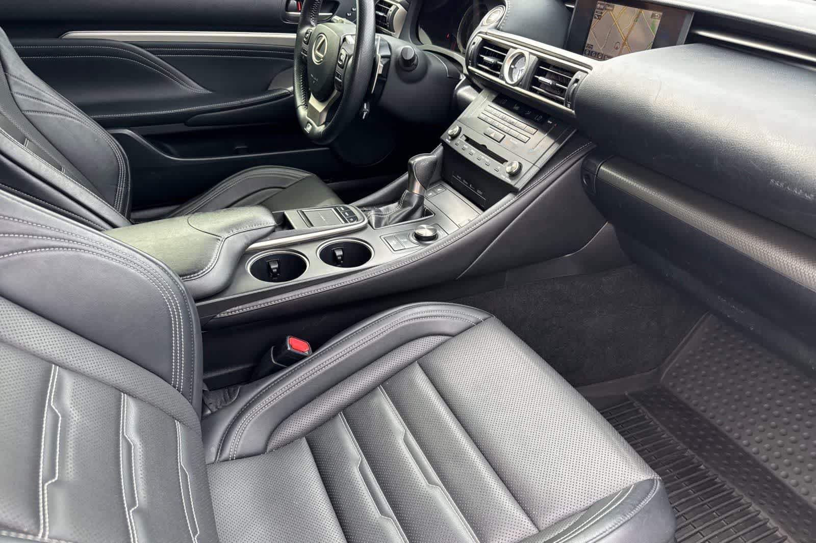 Thumbnail: 2017 Lexus RC - 15