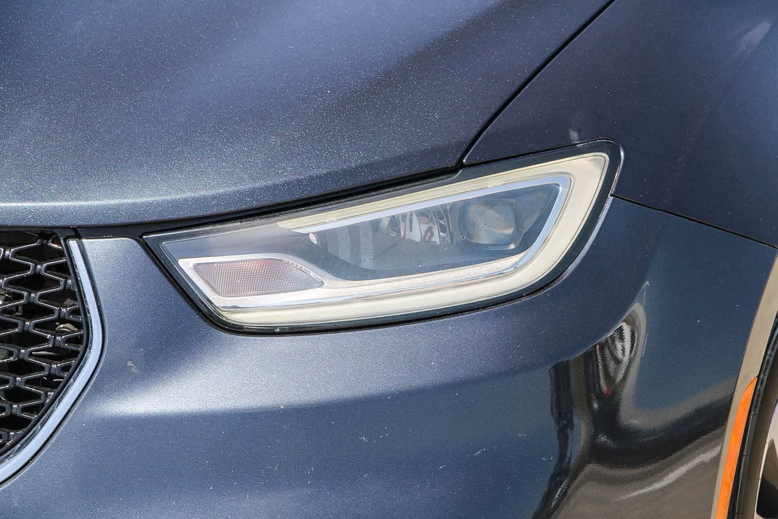 Thumbnail: 2021 Chrysler Pacifica - 7