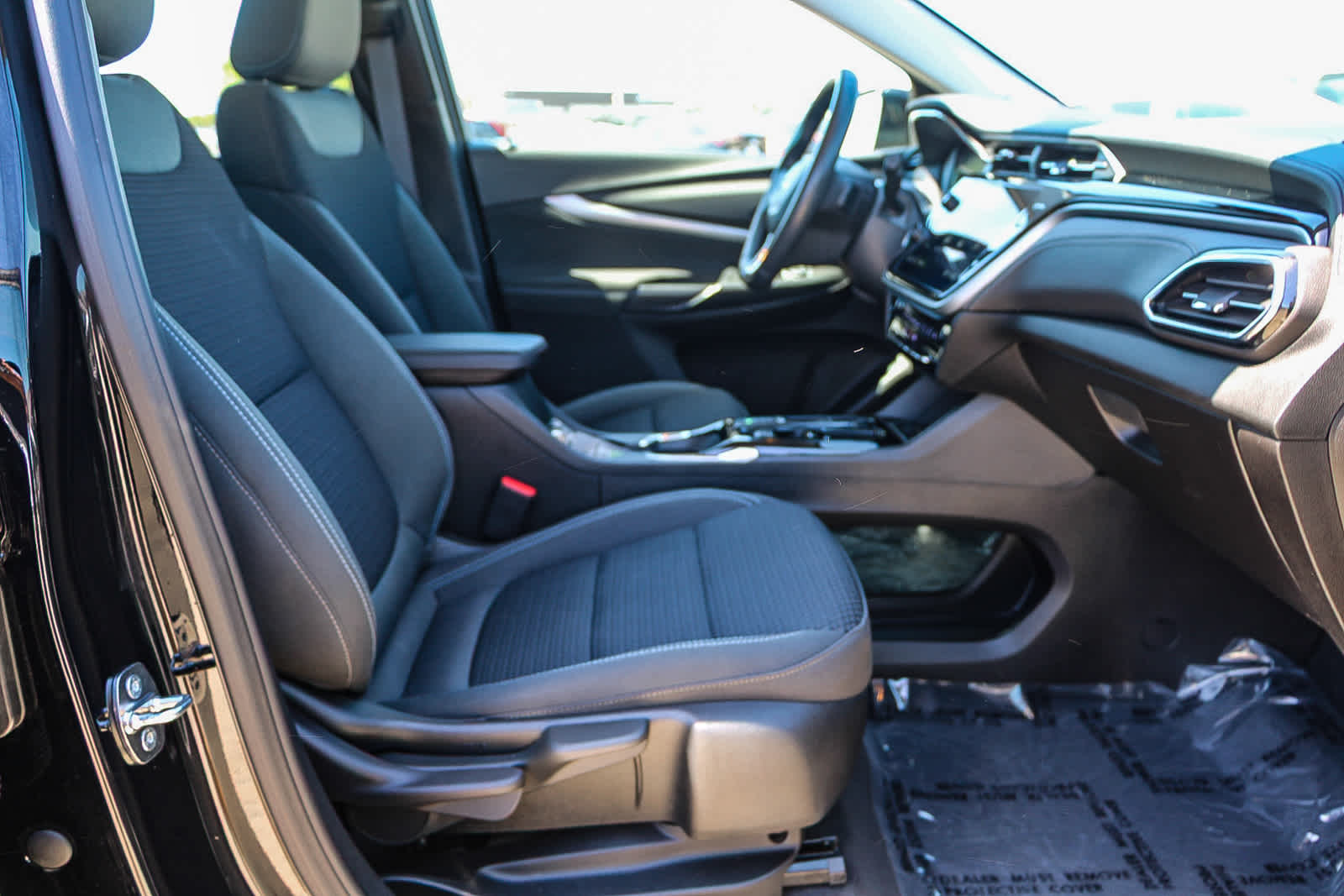 Thumbnail: 2023 Chevrolet Bolt EUV - 16