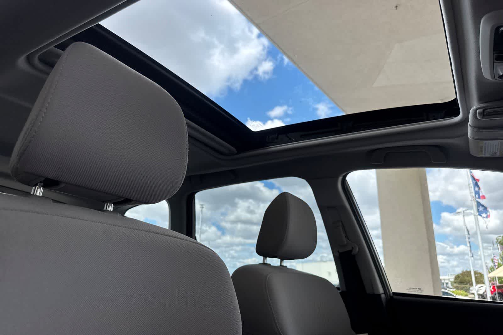 Thumbnail: 2018 Subaru Forester - 16