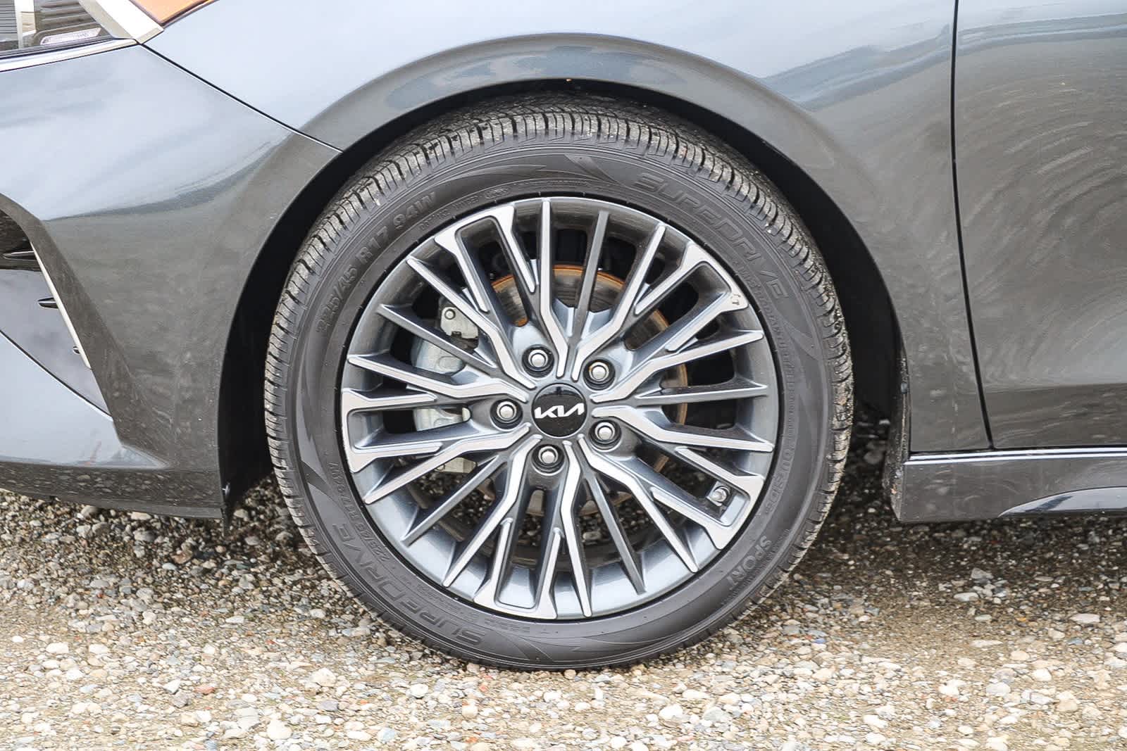 Thumbnail: 2023 Kia Forte - 9