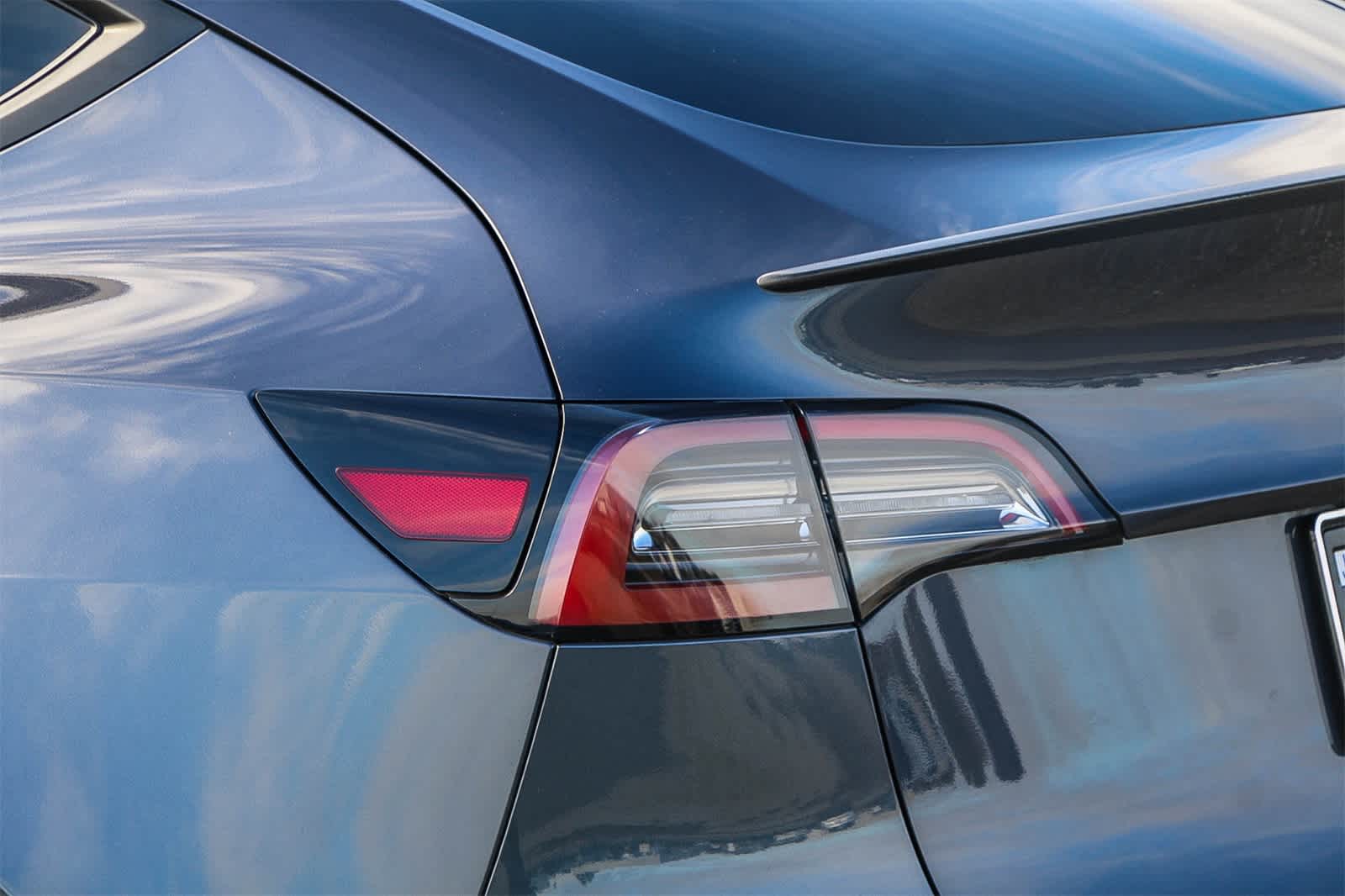 Thumbnail: 2022 Tesla Model Y - 10