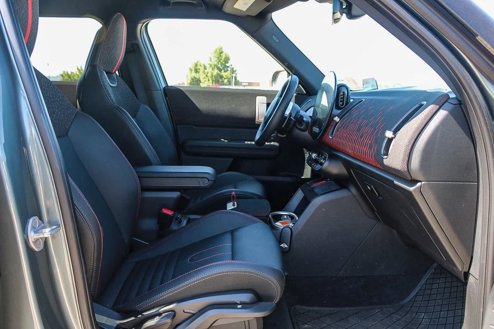 Thumbnail: 2025 MINI Cooper Countryman - 18