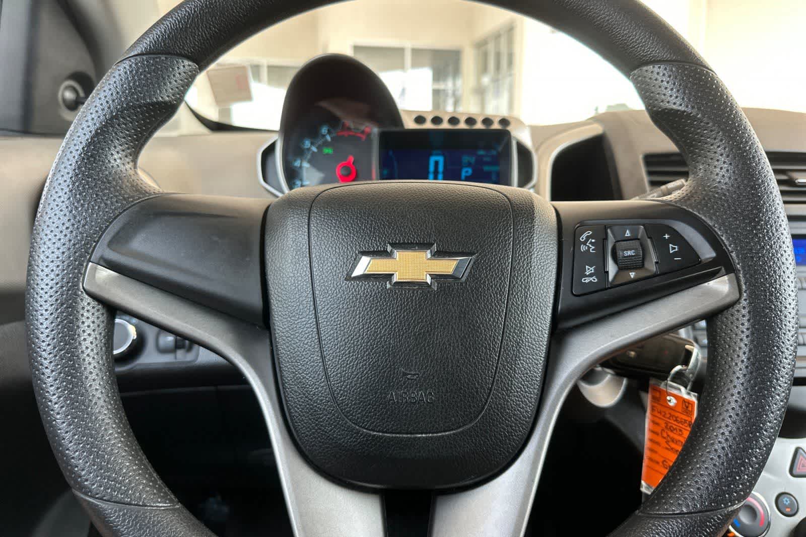 Thumbnail: 2015 Chevrolet Sonic - 21