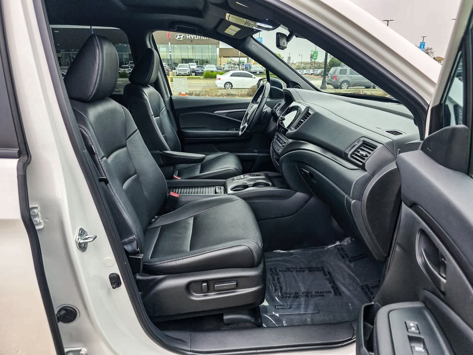 Thumbnail: 2023 Honda Passport - 11