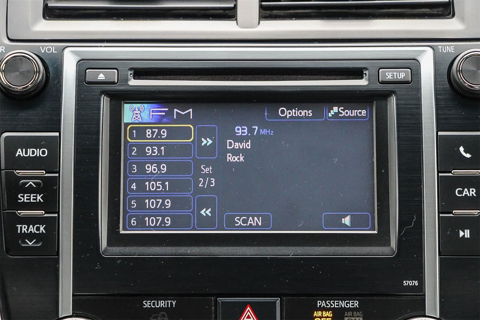 Thumbnail: 2013 Toyota Camry - 13