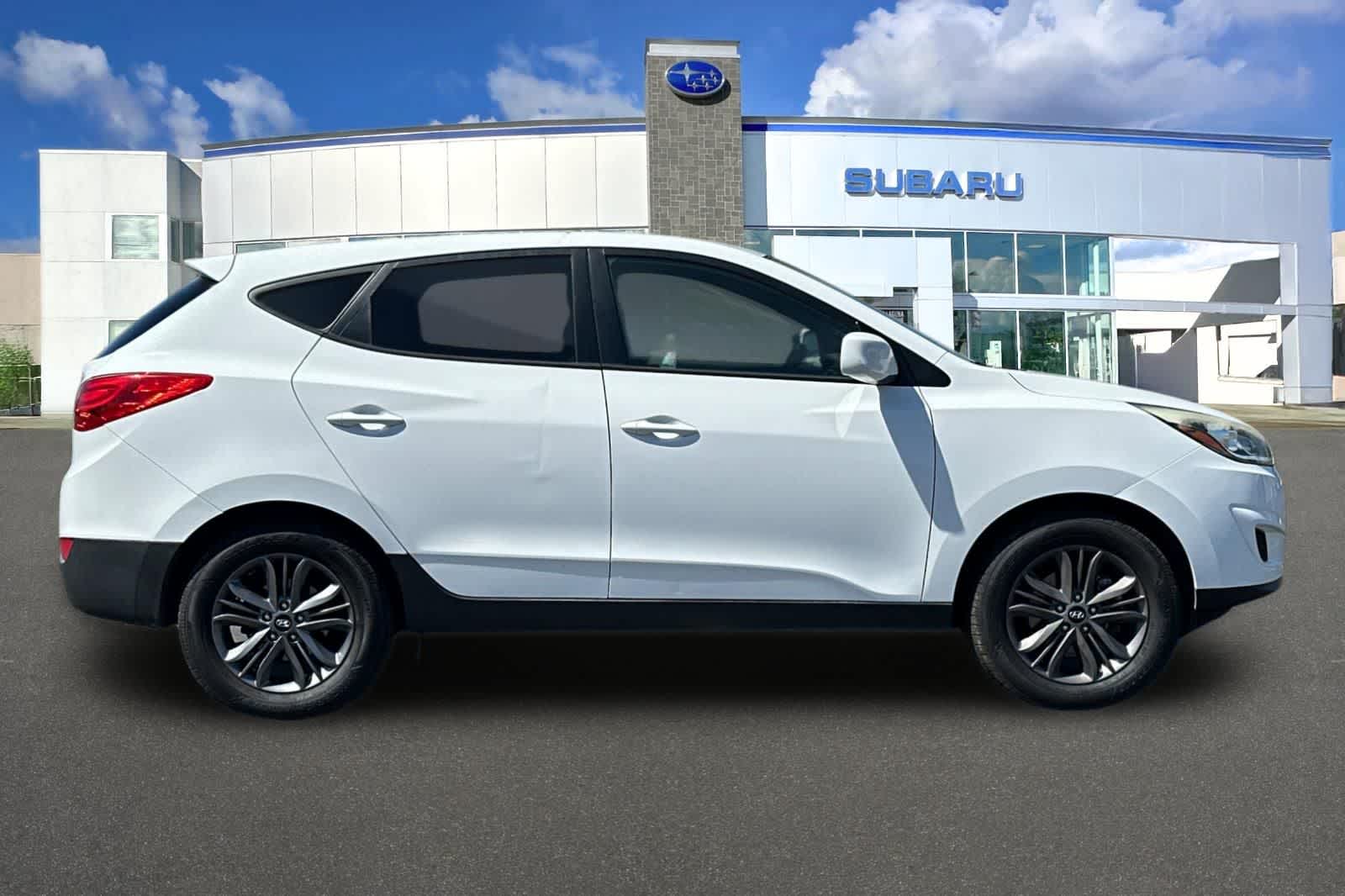 Thumbnail: 2015 Hyundai Tucson - 6