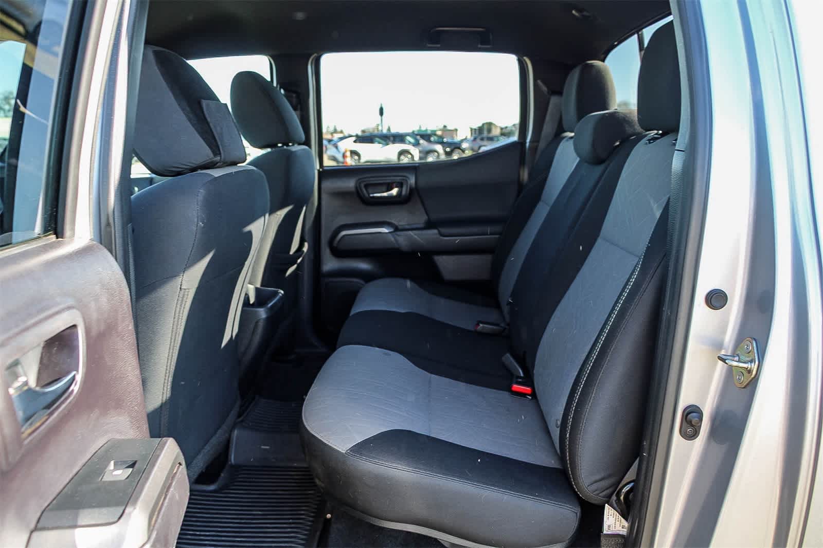 Thumbnail: 2020 Toyota Tacoma - 17