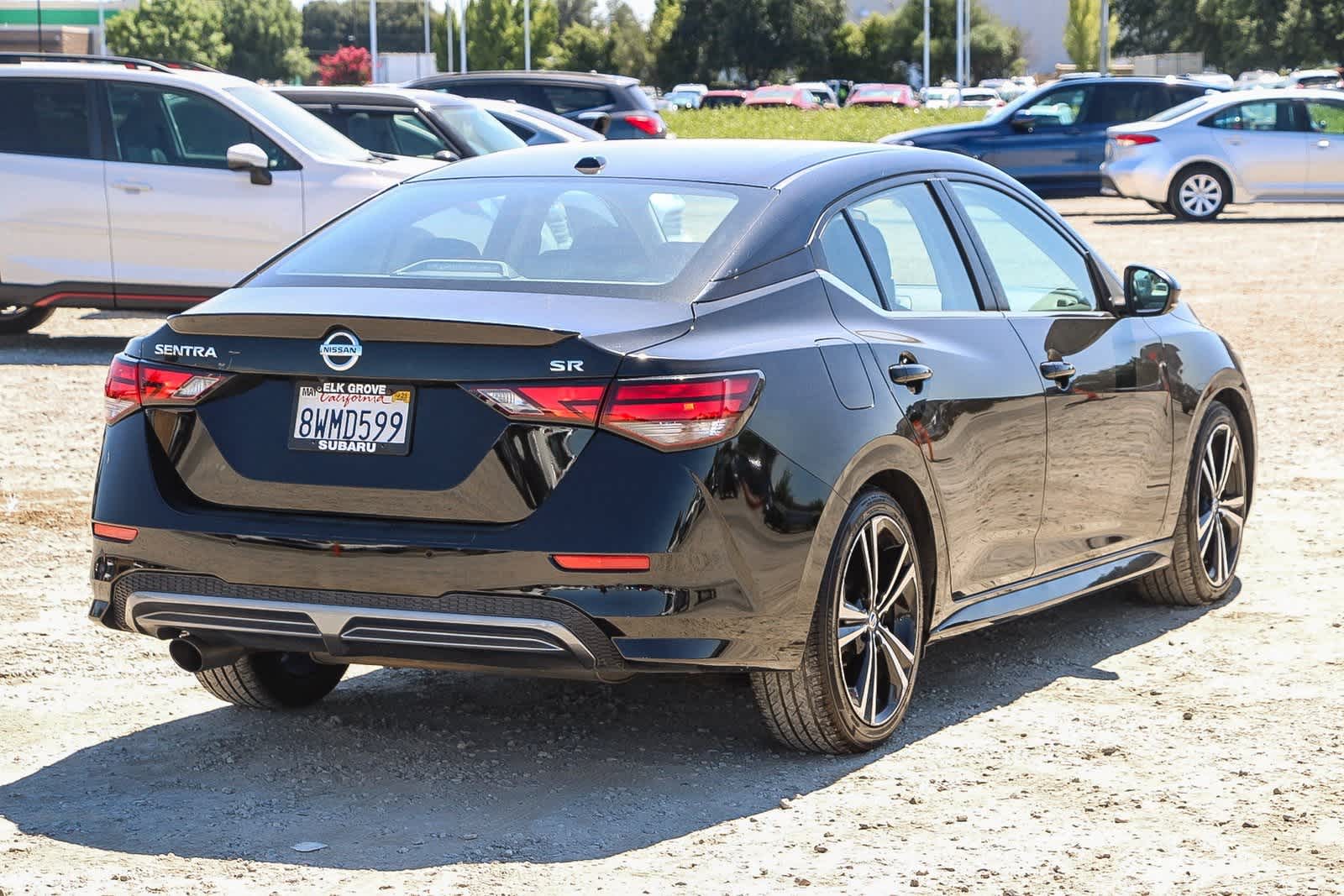 Thumbnail: 2021 Nissan Sentra - 4