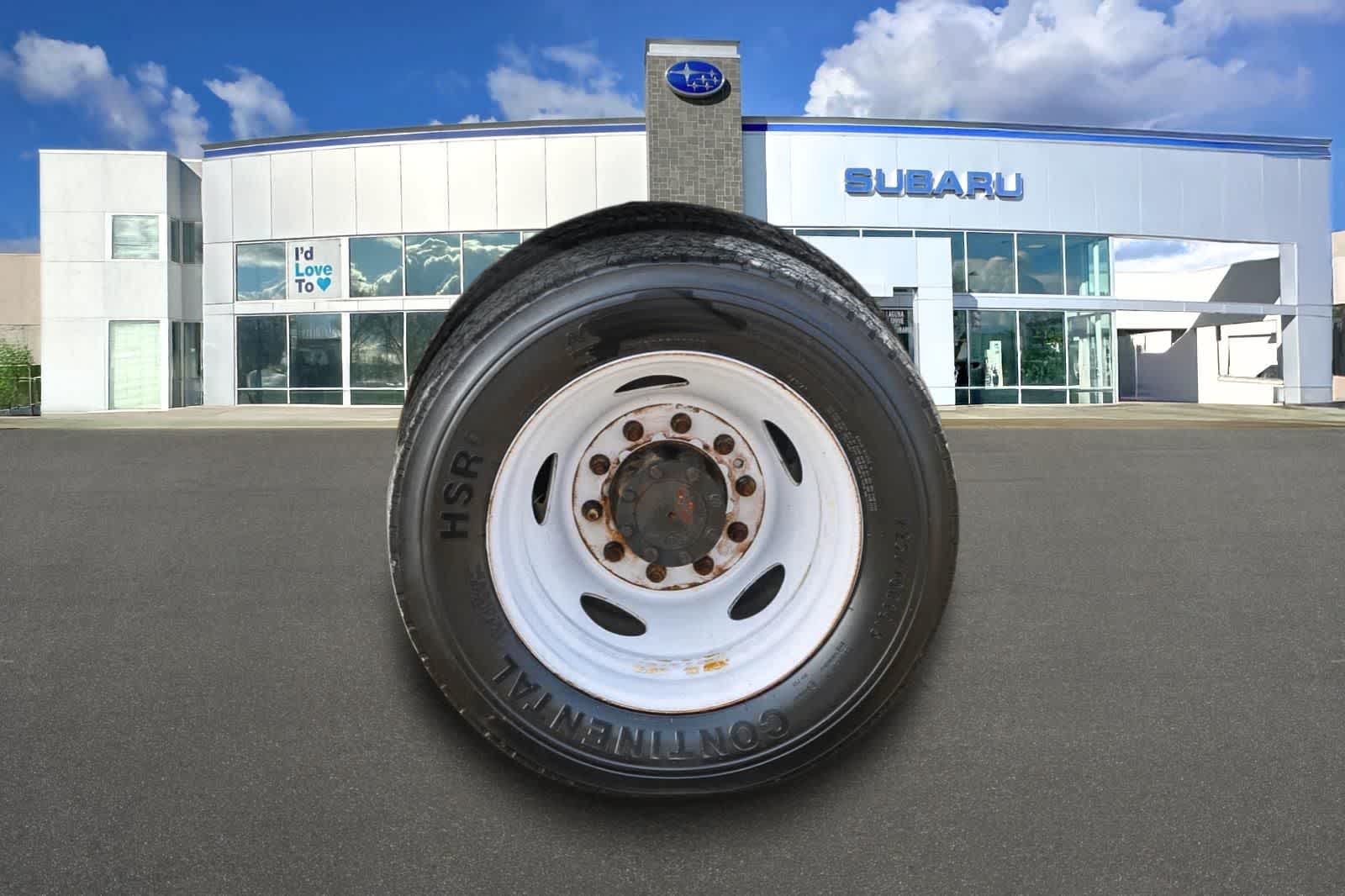 Thumbnail: 2015 Ford Econoline - 9